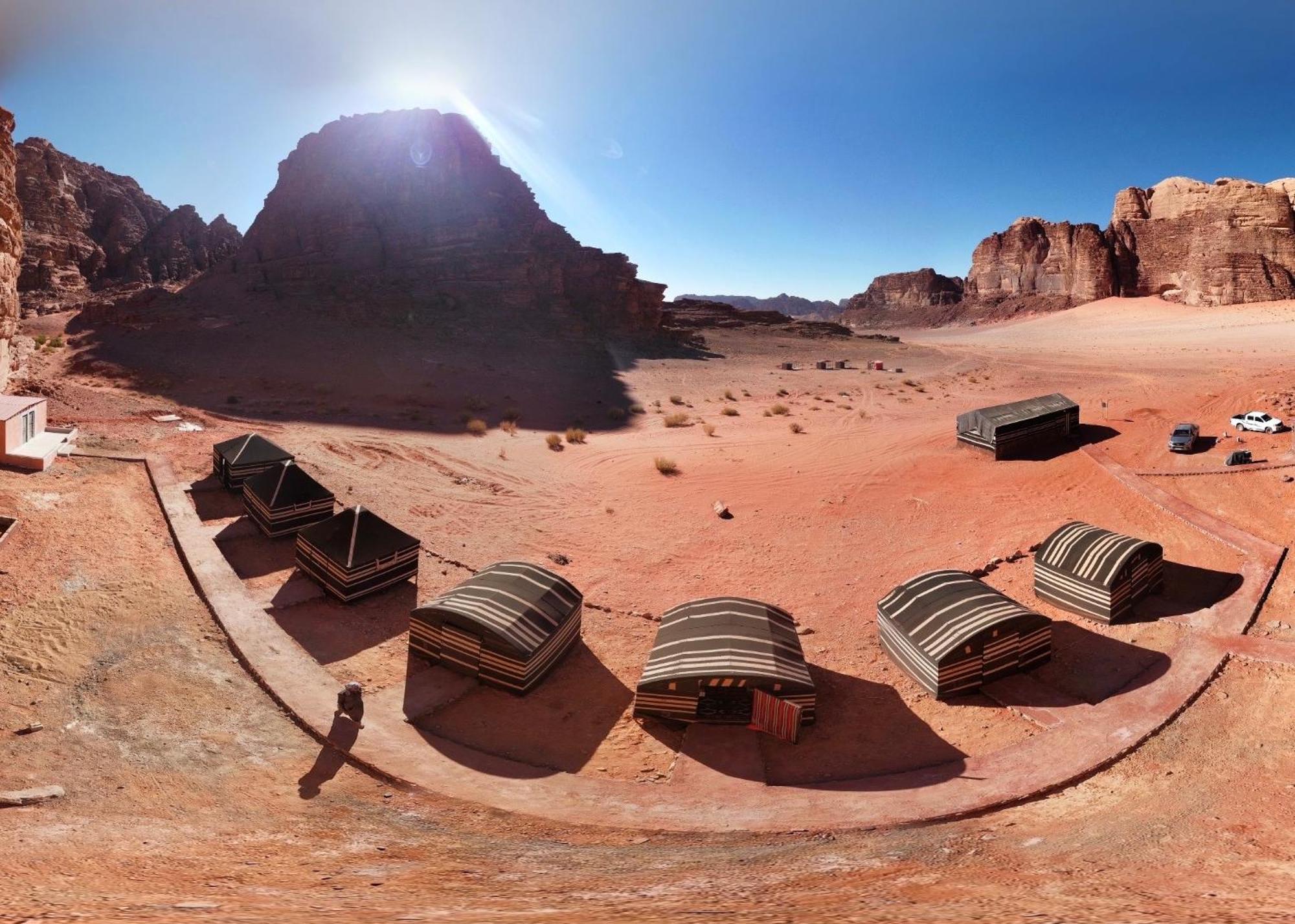 Desert Rock Camp Wadi Rum Buitenkant foto
