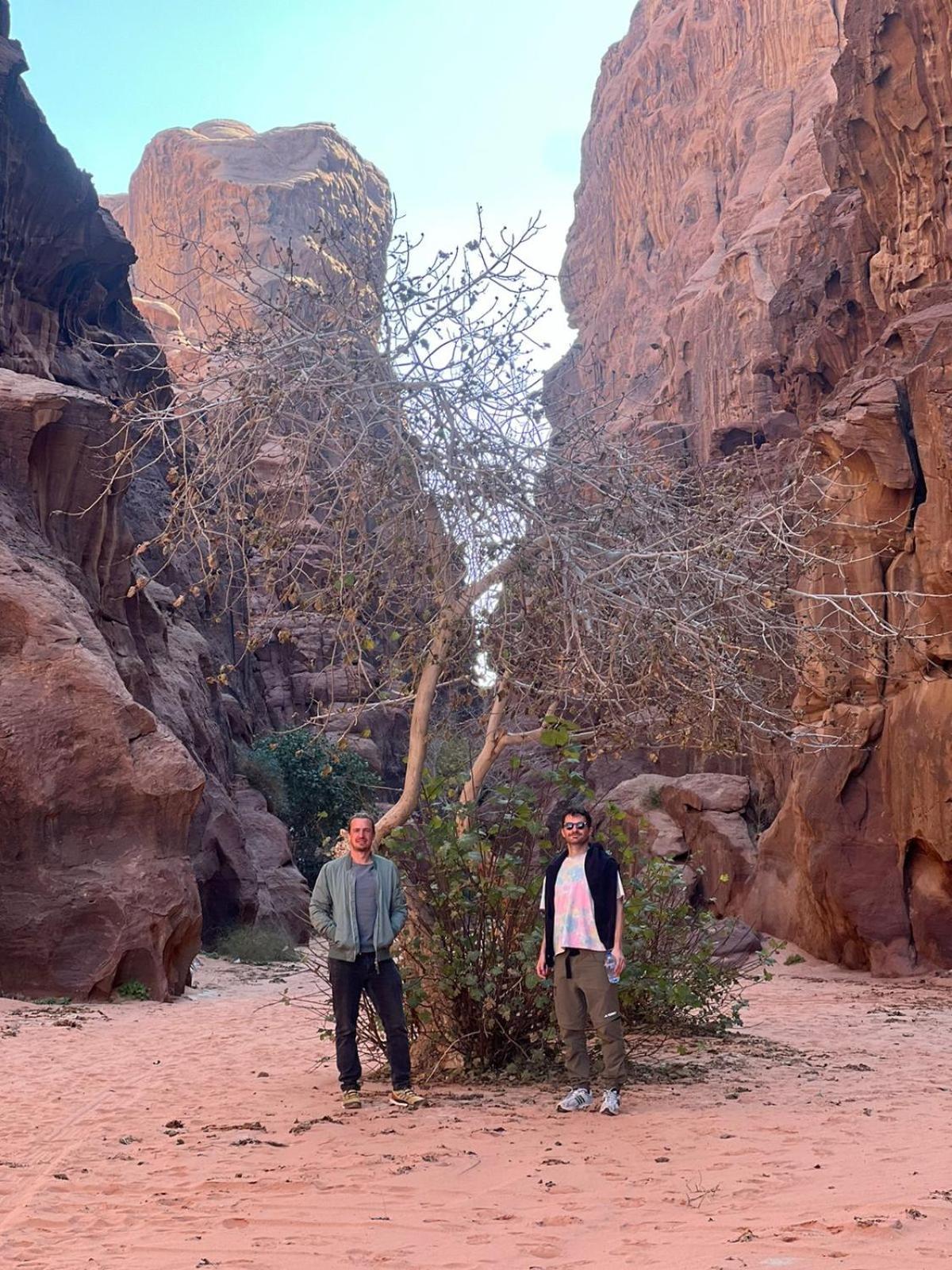 Desert Rock Camp Wadi Rum Buitenkant foto